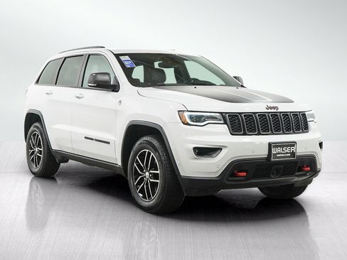 Used 2018 Jeep Grand Cherokee Trailhawk w/ Trailhawk Luxury Group AWD/4WD image 7