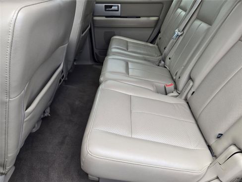 Used 2012 Ford Expedition Limited AWD/4WD image 28