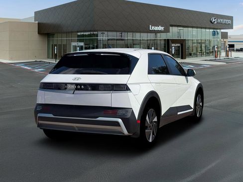 New 2026 Hyundai Ioniq 5 SEL RWD image 7