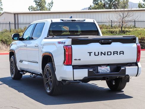 Used 2024 Toyota Tundra Platinum w/ TRD Off-Road Package AWD/4WD image 5