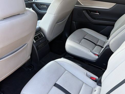 Certified 2024 MAZDA CX-90 Plug-In Hybrid w/ Preferred AWD/4WD image 12