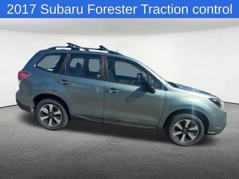 Used 2017 Subaru Forester 2.5i w/ Alloy Wheel Package AWD/4WD image 10