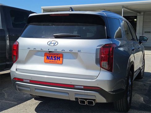 Used 2025 Hyundai Palisade SEL image 2