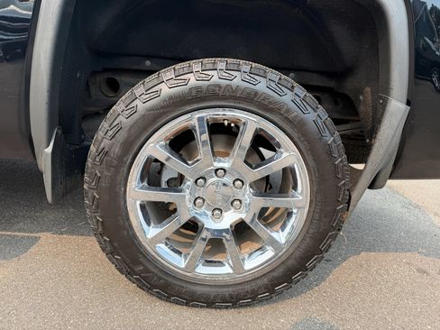 Used 2014 GMC Sierra 1500 Denali w/ Driver Alert Package AWD/4WD image 23