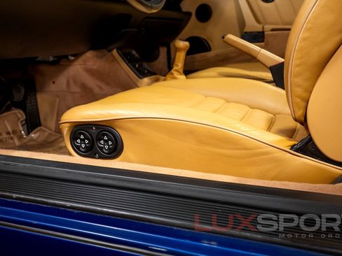 Used 1992 Porsche 911 Carrera image 37
