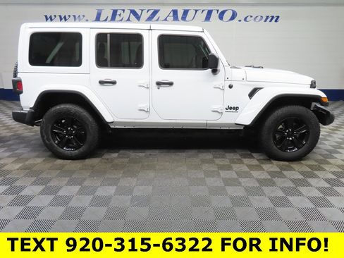 Used 2023 Jeep Wrangler Unlimited Sahara image 2