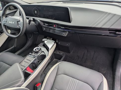 Used 2022 Kia EV6 GT-Line RWD image 15