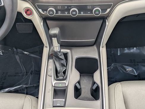 Used 2019 Honda Accord LX image 17