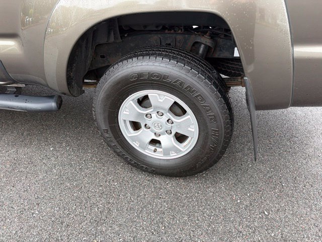 Used 2013 Toyota Tacoma 4x4 Double Cab w/ SR5 Pkg image 6