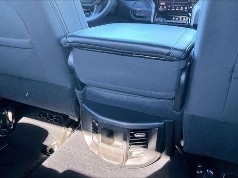 Certified 2026 RAM 2500 Big Horn AWD/4WD image 20