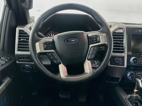 Used 2015 Ford F150 Platinum w/ Equipment Group 701A Luxury AWD/4WD image 18