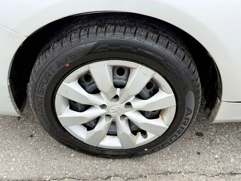 Used 2010 Toyota Corolla S image 9