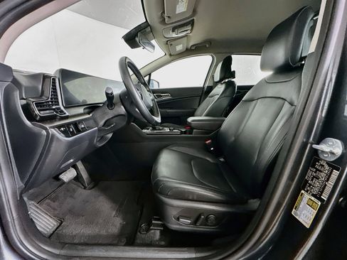Used 2023 Kia Sportage EX FWD image 13