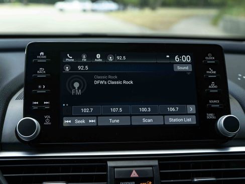 Used 2022 Honda Accord Sport image 30