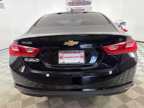 Used 2023 Chevrolet Malibu LT image 4