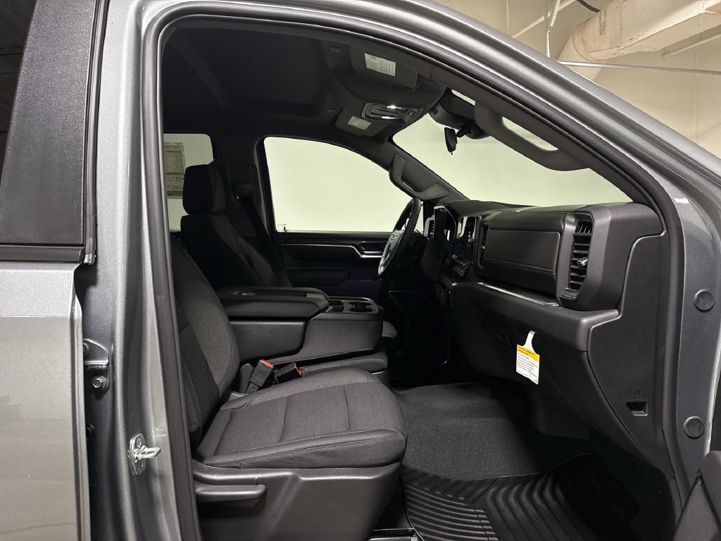 New 2026 Chevrolet Silverado 1500 RST w/ Z71 Off-Road Package AWD/4WD image 22