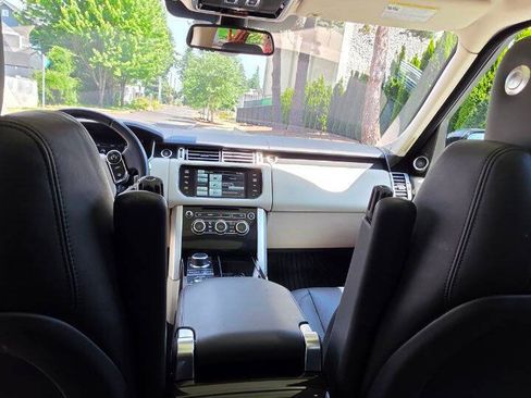 Used 2014 Land Rover Range Rover Supercharged AWD/4WD image 14
