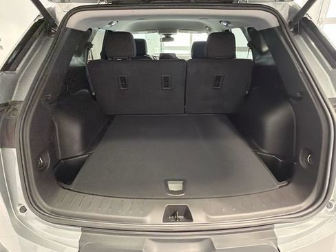 Used 2023 Chevrolet Blazer LT w/ Convenience Package FWD image 21