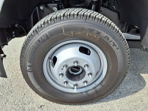 New 2026 Ford F350 XL w/ XL Driver Assist Package AWD/4WD image 24