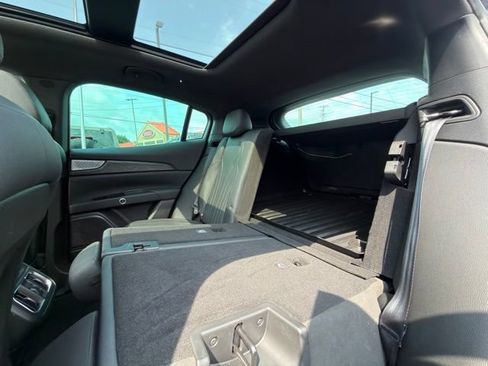 Used 2023 Maserati Grecale Modena AWD/4WD image 23