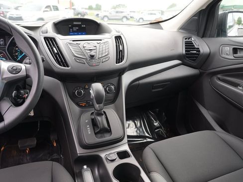 Used 2016 Ford Escape S FWD image 21