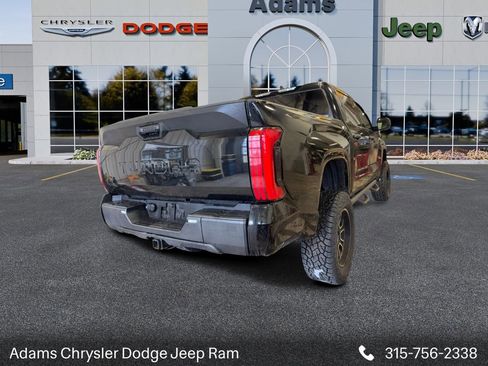 Used 2022 Toyota Tundra SR w/ SR Tow Package AWD/4WD image 5