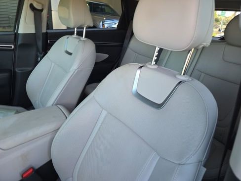 Used 2022 Hyundai Tucson Limited w/ Cargo Package image 10