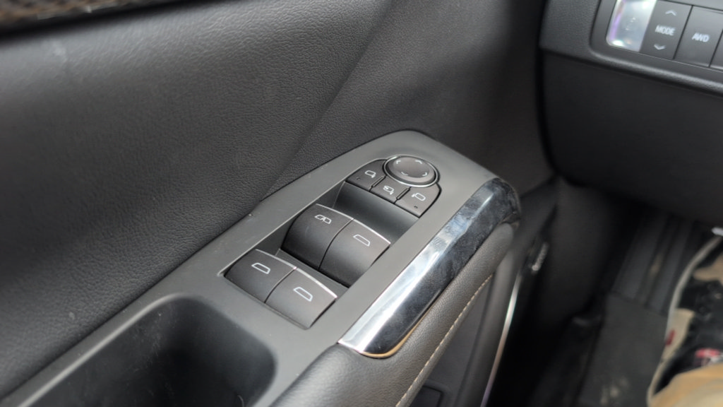 Used 2026 Chevrolet Traverse High Country w/ LPO, Floor Liner Package AWD/4WD image 13