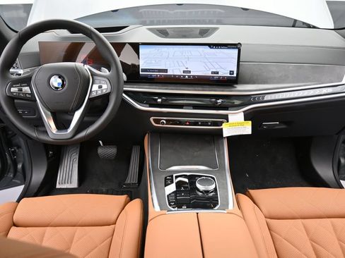 New 2026 BMW X5 xDrive40i w/ Climate Comfort Package AWD/4WD image 13