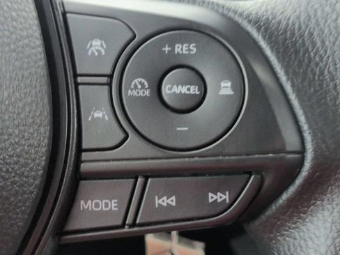 Used 2024 Toyota Corolla LE FWD image 18