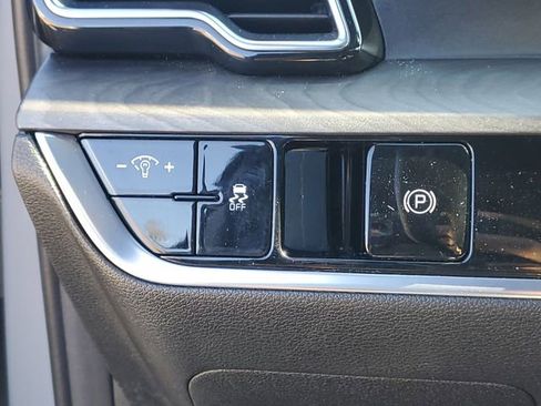 Used 2023 Kia Sportage X-Line AWD/4WD image 16