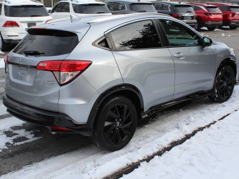 Used 2022 Honda HR-V Sport image 6