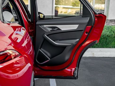 New 2025 Jaguar F-PACE R-Dynamic S image 22