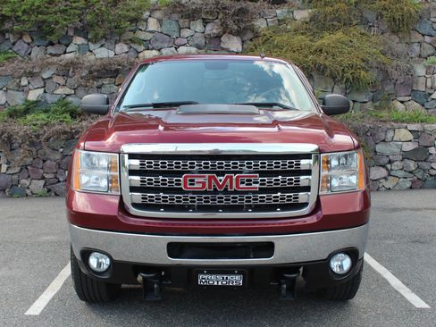 Used 2014 GMC Sierra 2500 SLE w/ SLE Preferred Package image 3