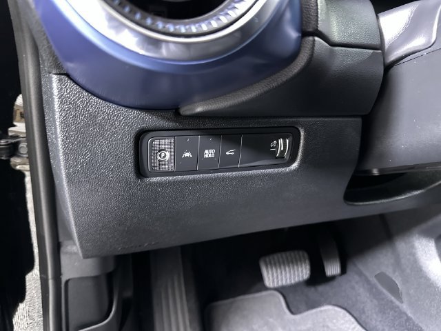 Used 2026 Chevrolet Equinox EV LT FWD image 18
