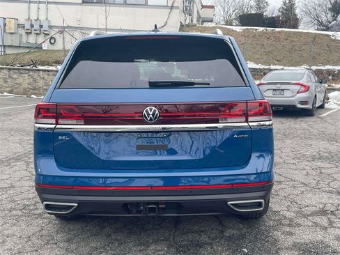 New 2025 Volkswagen Atlas SEL image 7