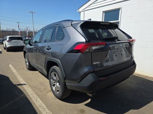 Used 2023 Toyota RAV4 XLE image 6