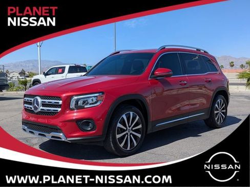 Used 2022 Mercedes-Benz GLB 250 4MATIC image 1