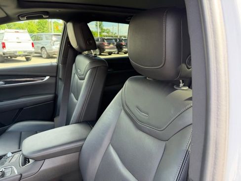 Certified 2023 Cadillac XT5 Premium Luxury w/ Technology Package AWD/4WD image 13