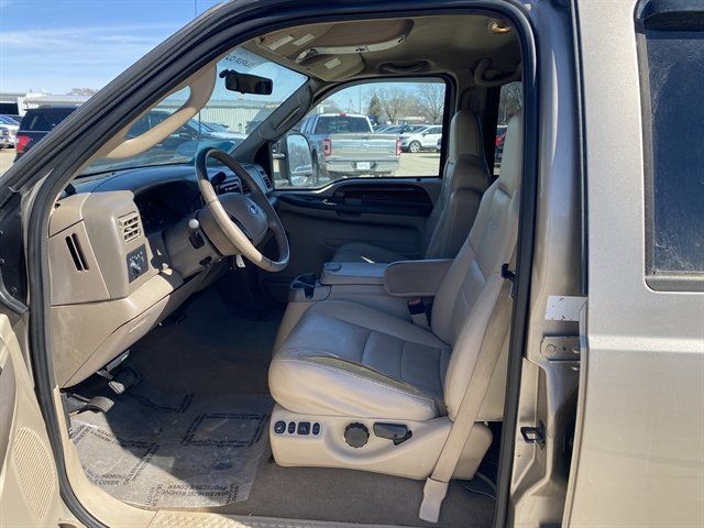 Used 2004 Ford F250 Lariat AWD/4WD image 14