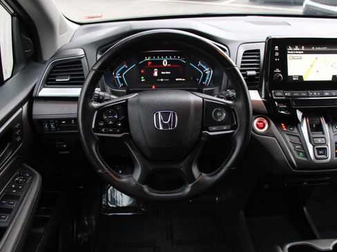 Used 2019 Honda Odyssey EX-L image 16
