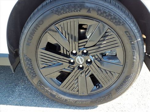 Used 2025 Nissan Murano SV image 7