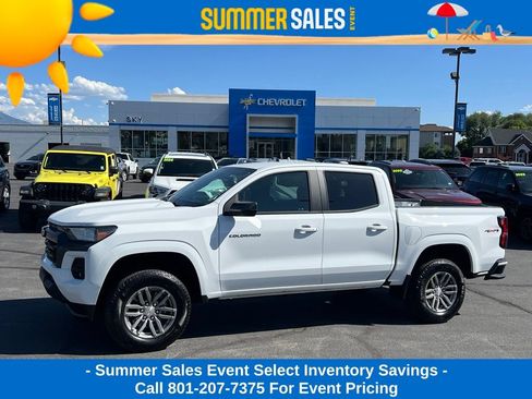 Used 2024 Chevrolet Colorado LT w/ LT Convenience Package AWD/4WD image 1