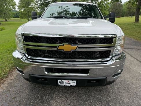 Used 2011 Chevrolet Silverado 3500 LTZ w/ LTZ Plus Package AWD/4WD image 2