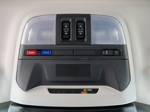 Used 2024 Subaru Crosstrek 2.5i Limited image 34