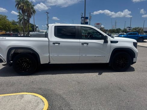 Used 2025 GMC Sierra 1500 Pro w/ Graphite Edition AWD/4WD image 4