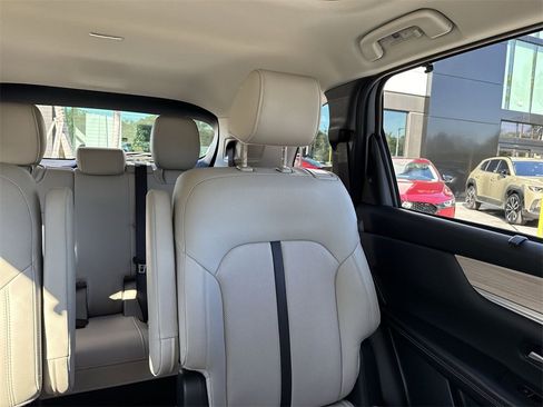 Used 2024 MAZDA CX-90 Plug-In Hybrid w/ Premium Pkg image 20