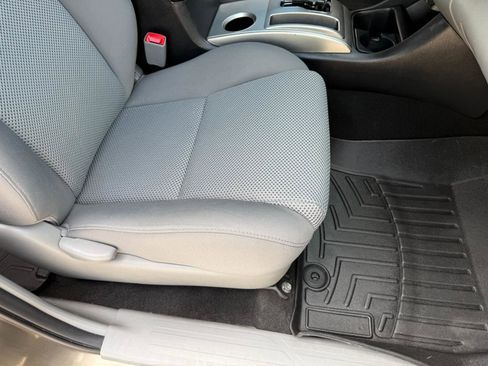 Used 2014 Toyota Tacoma 4x4 Double Cab w/ TRD Sport Package image 14