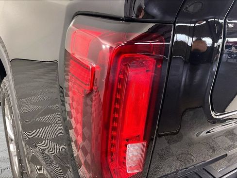 Used 2026 GMC Sierra 1500 SLT w/ SLT Premium Plus Package AWD/4WD image 20