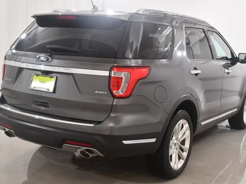 Used 2018 Ford Explorer Limited w/ Equipment Group 301A AWD/4WD image 12